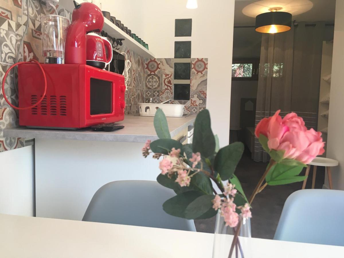 Szelrozsa Apartmanhaz Velence Luaran gambar