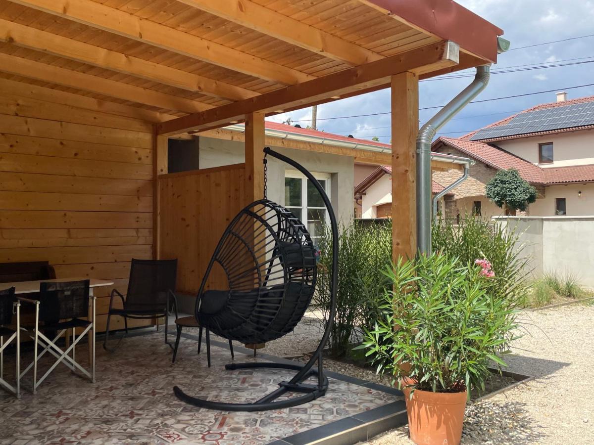 Szelrozsa Apartmanhaz Velence Luaran gambar